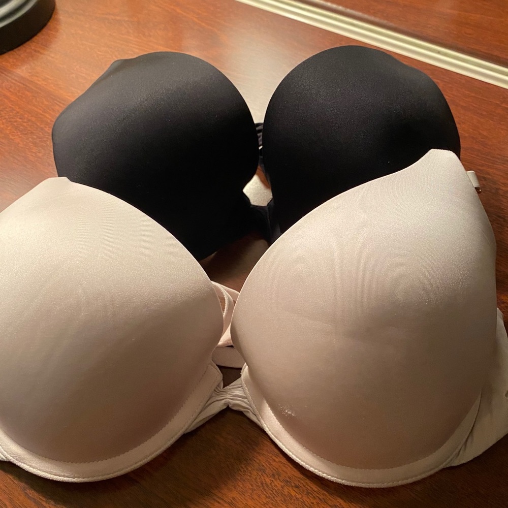 2 Aerie Real Power Plunge Bra